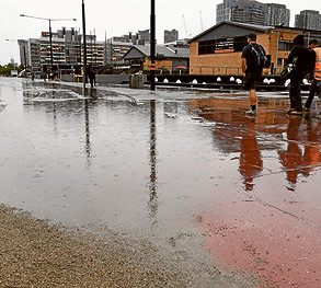 Harbour Esplanade delayed again