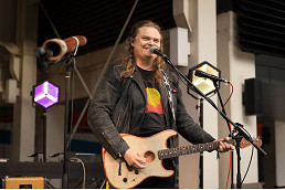 193-The-District-Live---Scott-Darlow.jpg
