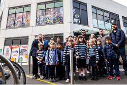 Docklands Primary at capacity, set to use shopping centre for classrooms