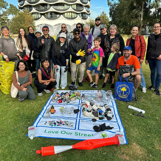 Love Our Streets 3008 returns for Docklands pop-up clean