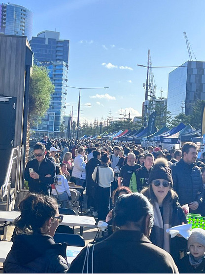 Crowds flock to waterfront market