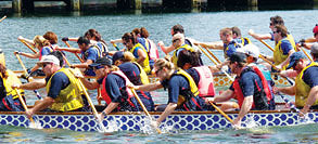 Paddlers compete